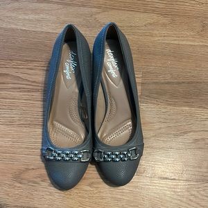 Dexflex Comfort size 10 gray heels